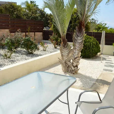 Chloraka Sunset View * Klorakas